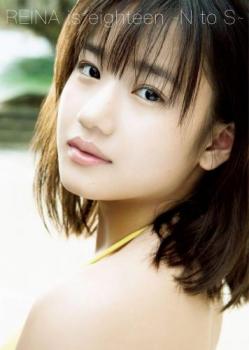 [雑誌] 2019.08.27 モーニング娘。’19 横山玲奈 写真集 『 REINA is eighteen ～N to S～ 』DVD