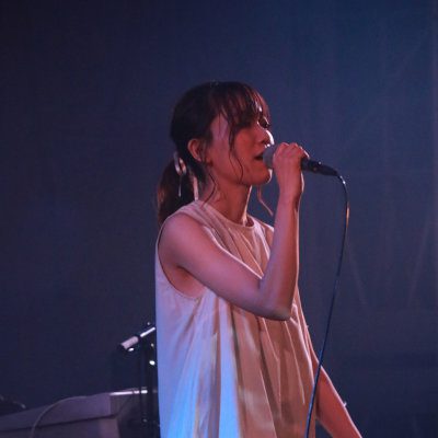 [Single] 辻詩音 (Shion Tsuji) – Thunder (Live at duo, Tokyo, 2019) [FLAC 24bit + MP3 320 / WEB]