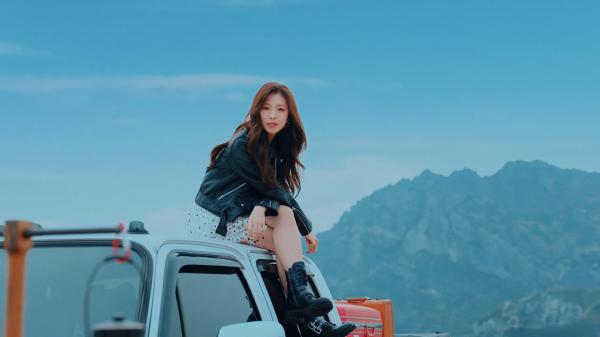 [MUSIC VIDEO] OH MY GIRL – Real Love (2022.03.28/MP4/RAR)