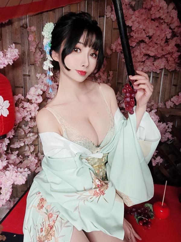Cosplay rioko凉凉子 NO.093 年上 韵 温泉旅行