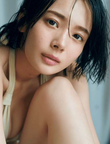 [雑誌] FRIDAY – 2019.01.24 岡田紗佳 パーフェクト！ バスト＆ヒップ