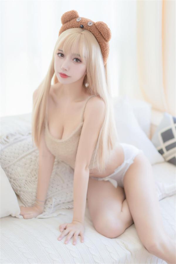 Cosplay 斗鱼米线线sama写真 小熊软糖 [66P]