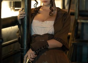 Cosplay 洛桑w伊梓 眼镜妹妹 [32P]