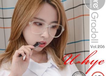[Pure Media] Vol.206 Uhye (이유혜) Fainted Nurse