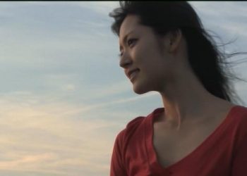 [DVDRIP] Suzuki Airi Photobook Zenshu 2010-2013 Sotsugyo (Making of) Upscale