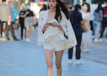 Street 2022.10.31 white miniskirt [108P]