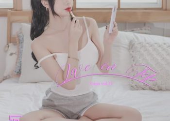 [SAINT Photolife] Yuna (유나) No.11 – Love On Top