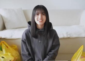 【Webstream】221224 Ozono Momoko Channel (Spending 20,000yen)
