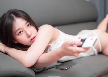 [PhotoChips] Vol.117 No.3 Baebae (베베)