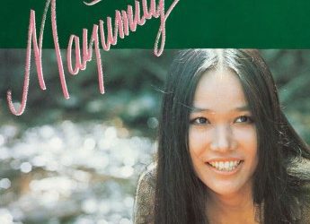 [Album] 五輪真弓 – 風のない世界 / マユミティ / 時をみつめて (2023 Remastered) (2023.01.25/MP3+Flac/RAR)