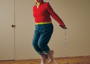 [Album] ZOOKARADERU / ズーカラデル – JUMP ROPE FREAKS (Deluxe) (2023.01.19/MP3/RAR)