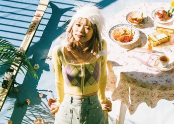 [Single] Anna Takeuchi / 竹内アンナ – at FIVE (2023.02.22/MP3/RAR)