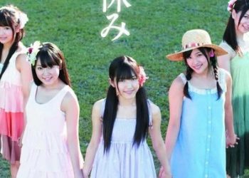 [MUSIC VIDEO] AKB48 Watarirouka Hashiritai”Hashire！Natsuyasumi” (MP4/RAR) (DVDISO)