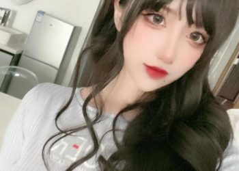 Cosplay 九曲Jean 吉他妹妹自拍 [40P]