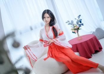 Coser@抖娘-利世 Vol.072: 私人驱邪
