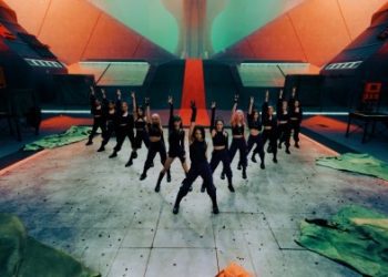 [MUSIC VIDEO] Dreamcatcher (드림캐쳐) – VISION (2022.10.11/MP4/RAR)
